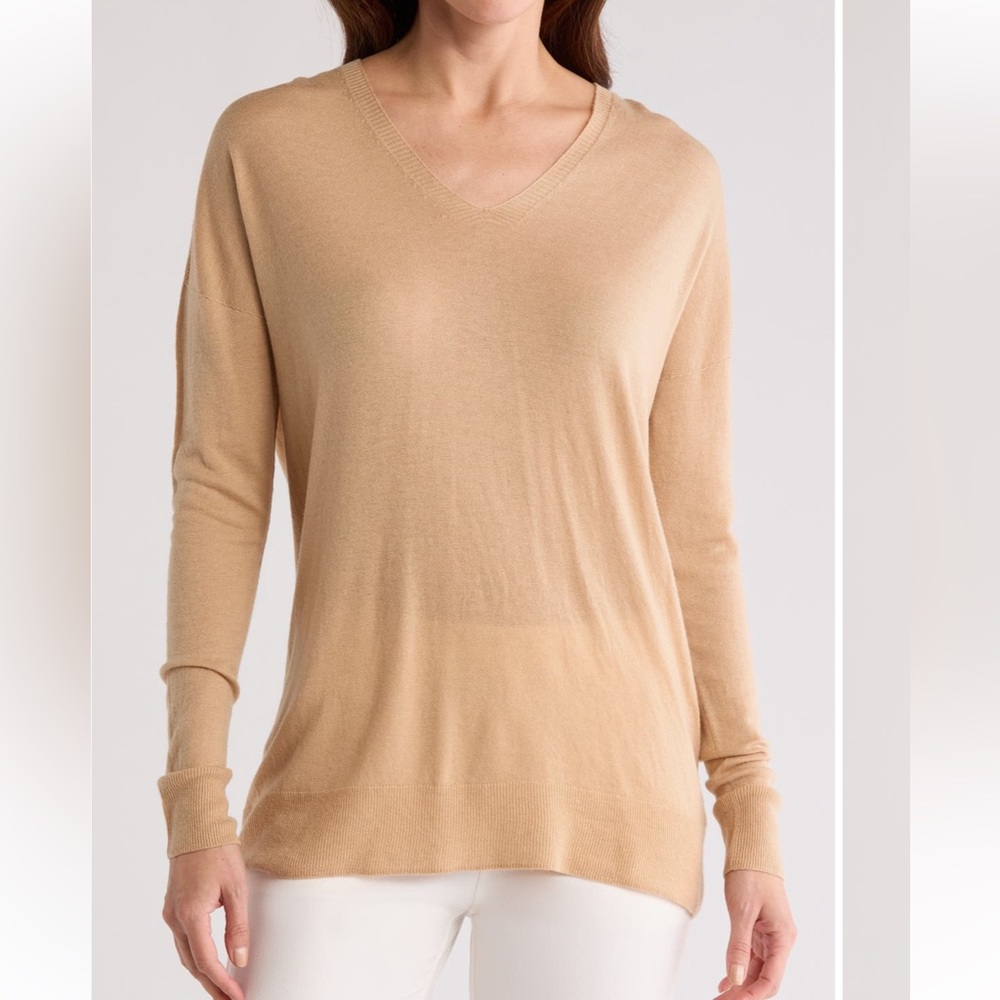 NWT Vince Cashmere Blend V-Neck Tan Sweater